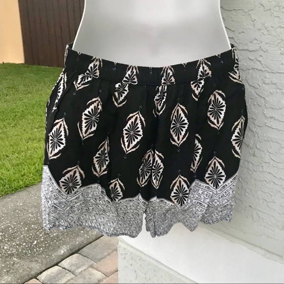 NWOT Abercrombie Shorts - Picture 3 of 6